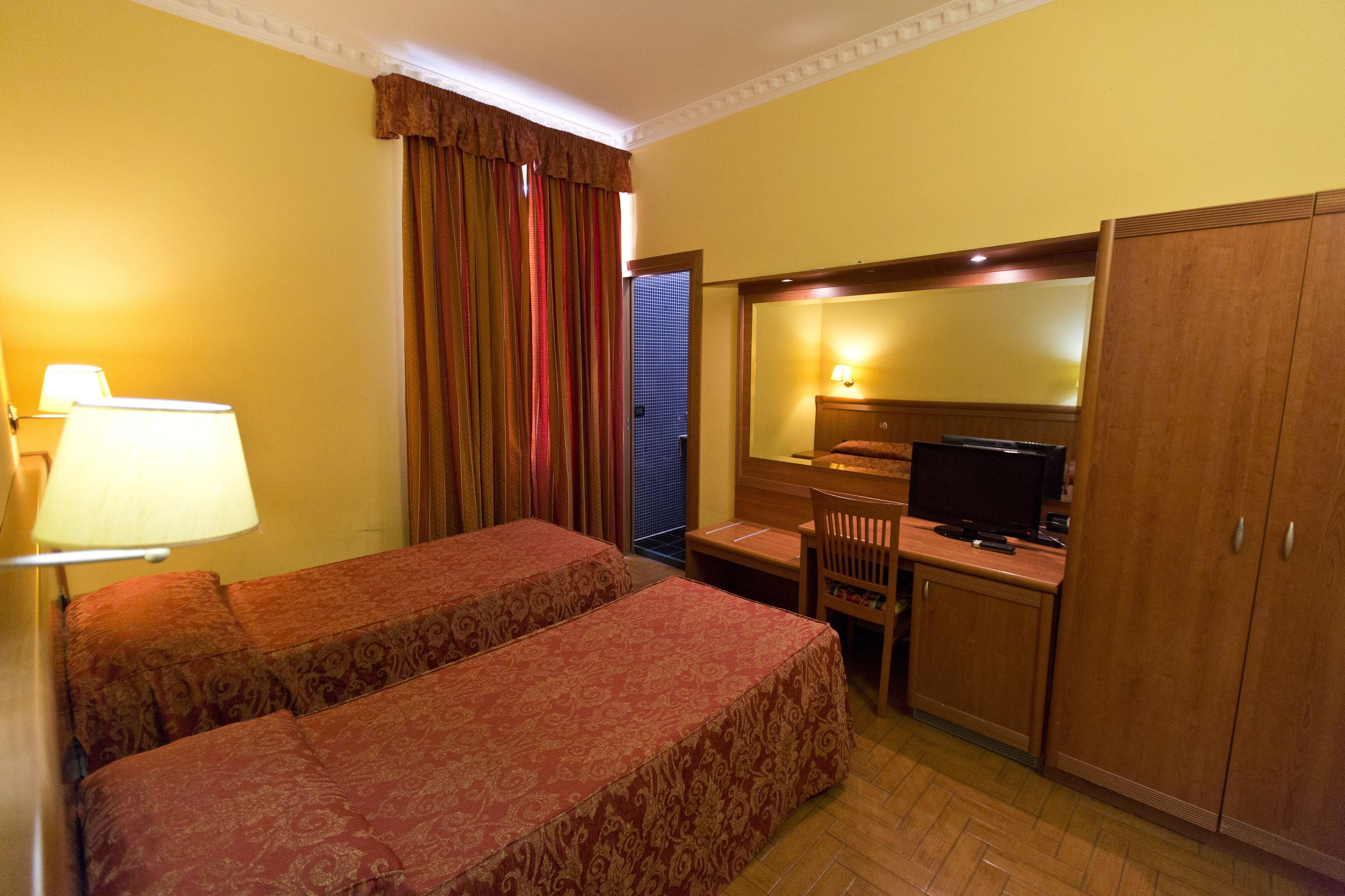 Hotel Lella — Foto 1